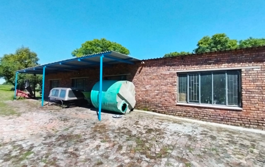 Commercial Property for Sale in Krokodildrift A H North West